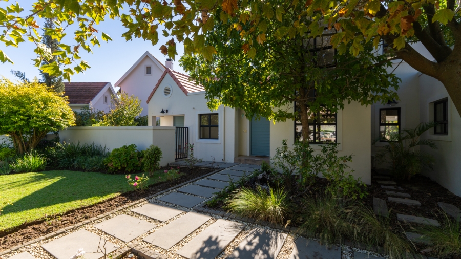 To Let 3 Bedroom Property for Rent in Boschenmeer Golf Country Estate Western Cape